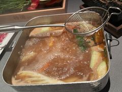 -左庭右院鲜牛肉火锅黑金店(陆家嘴中心店)