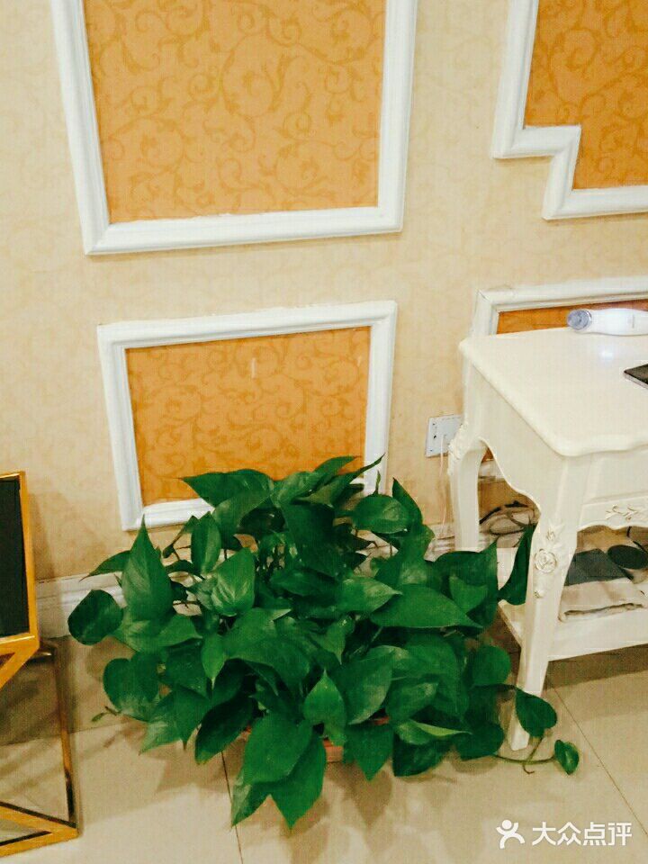 肩颈有点痛，尝试了一下颜溪美容店