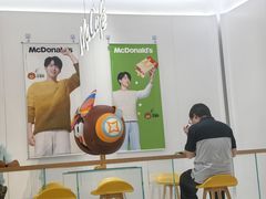 -麦当劳(徐汇漕溪北路百脑汇店)