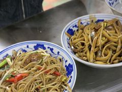 -珠宝街老左杂酱面馆