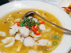 -川流不息·地道川菜·小龙虾(松东路店)