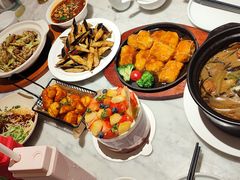 -峨嵋小镇·川菜(勒泰中心店)