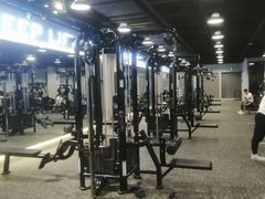 -TMG潮流健身(奥体莲荷里店)