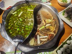-7号院街鲜鱼府·涮烤一体(酒城华府总店)