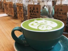 抹茶拿铁-COFFEE HOLIC(朝外SOHO店)