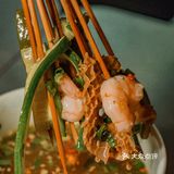 成都首家轻电音餐酒吧⚡️🚀一起飞到外太空