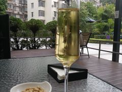 -广州中心皇冠假日酒店·汇点大堂吧