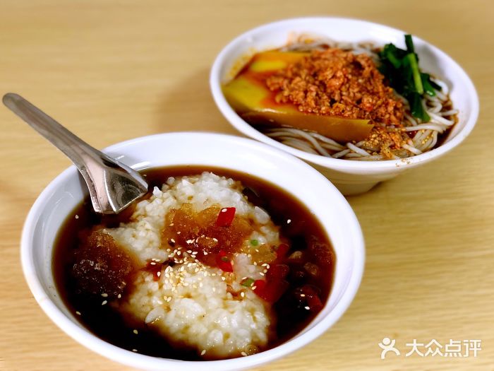 洪记凉米线冰稀饭图片