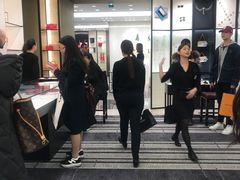 -乐蓬马歇百货公司(Rive Gauche)