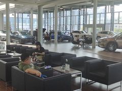 -杭州中升之星奔驰4S店(滨江店)
