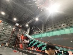 -极限PLAY运动娱乐新世界·团建派对潮玩休闲馆·室内蹦极高空游乐园