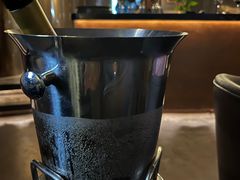 -wineapp葡萄酒餐吧(外滩金融中心店)