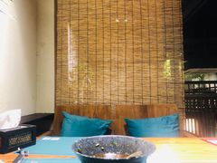 -八月美食小馆(银泰城总店)