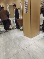 -一東造型烫发染发