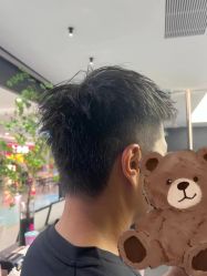 -侨治发型