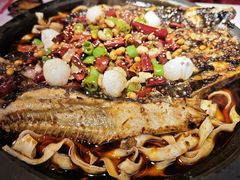 -鸣记脆皮烤鱼·海鲜烤鱼(三八广场店)