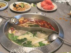 -狼头山火锅 KTV欢唱·烤串(理工大学店)