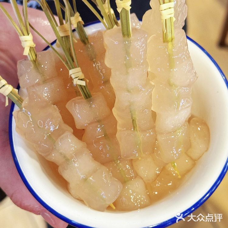 谁懂！竟然在肥肠煲里面吃到“卫生纸”