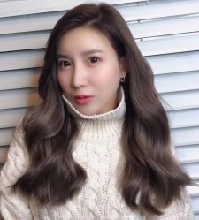 -变画·发型STUDIO