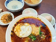 -兵哥豌豆面(雅颂居店)