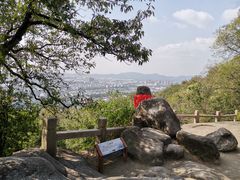 -灵岩山风景区
