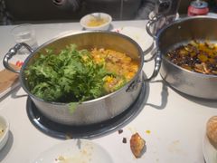 -七欣天香辣蟹火锅(无锡金太湖国际城店)