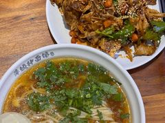 -萍姨抻面馆·鸡架冒菜(清湖店)