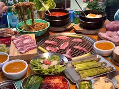-唯成•韩国炭火烤肉 유성고기