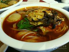 -水平有限螺蛳粉(宏达大厦店)