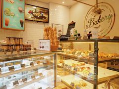 面包甜点陈列柜-BONBON BAKERY