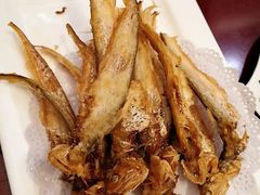 炸黄河刀鱼-鸢飞潍坊菜馆(鸢飞大酒店)