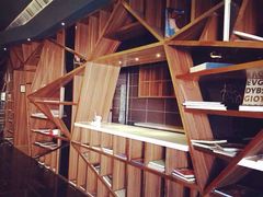 钟书阁-钟书阁(松江泰晤士小镇店)