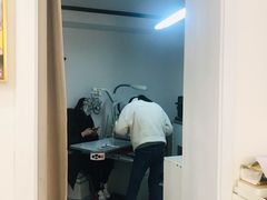 -目艮眼镜SHOWROOM(品牌集合店)