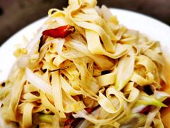 炝拌干豆腐-松明一烤肉馆(鲁园店)