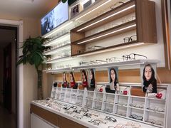 -视野联行眼镜·蔡司·控优点授权(长白万象汇店)