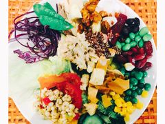 有机沙拉吧-So Lounge索兰至餐厅(蓝色港湾店)