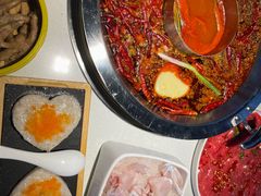 -茅草房·河畔园林火锅