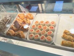 -红房子西点(汇联商厦天钥桥路店)