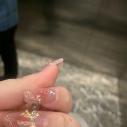 -UGIRL有个美甲