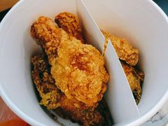 两块大大的脆汁鸡-麦当劳(东急新天地店)