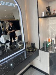 -TOP HAIR SALON