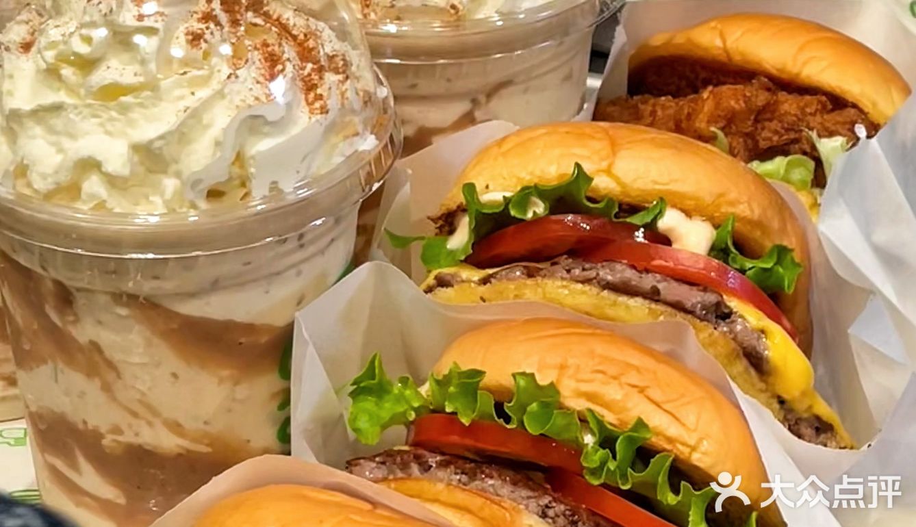终于！！！能在福州吃到Shake Shack啦！！