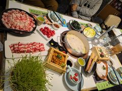 -洪氏嗨捞·猪肚鸡火锅(阳光天地店)