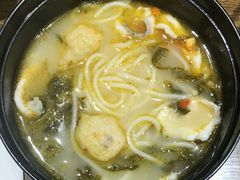 酸菜鱼米线-老妈米线(木渎影视城店)