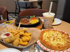 -菲滋意式餐厅(富阳东方茂店)