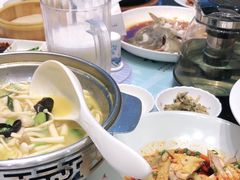 -香山湖家家宴(中山陵店)