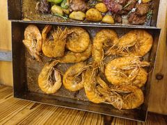 -老东镇啤酒屋海鲜加工·蒸汽海鲜·海鲜烧烤(台东店)