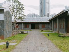 -万绿园