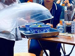 -沪西老弄堂面馆(定西路店)