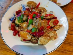 -霸气大叔干锅鸭头·龙虾烧烤·川菜·赛事直播(三里屯店)